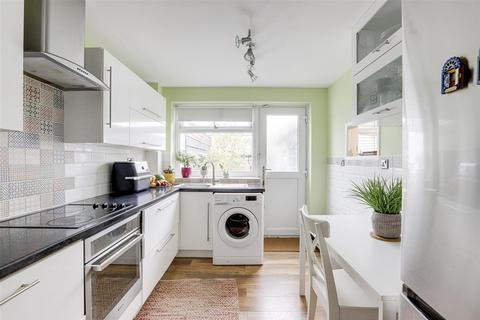 undefined, West Moor, Nottingham NG2