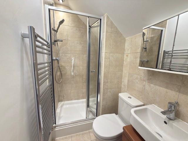 Shower Room.jpg