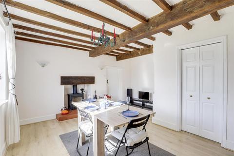 4 bedroom cottage for sale, Sandfield Road, Nottingham NG5