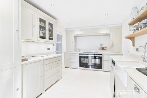 5 bedroom detached house for sale, Conifer Crest, Newbury, Berkshire, RG14