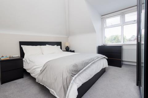 2 bedroom flat to rent, Beechey Road, Bournemouth,