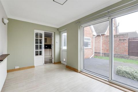 undefined, Veronica Drive, Nottingham NG4