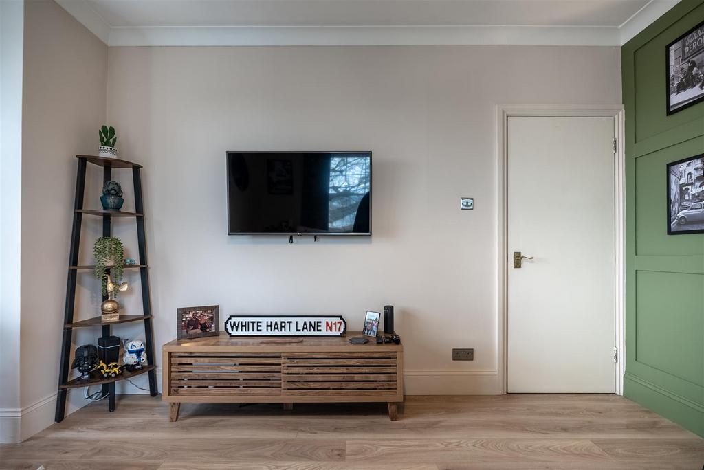 Cedar Court-15.jpg