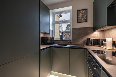 2 bedroom flat for sale, Rye Street, Bishop's Stortford