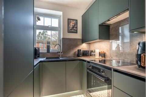 2 bedroom flat for sale, Rye Street, Bishop's Stortford