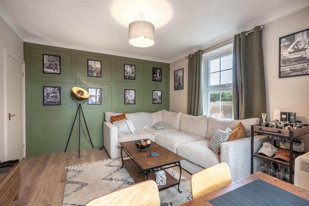 Cedar Court-14.jpg