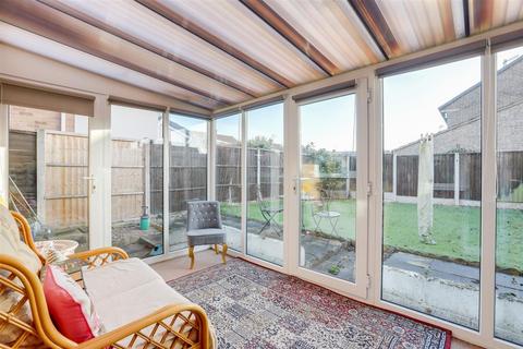 2 bedroom semi-detached house for sale, Borman Close, Nottingham NG6