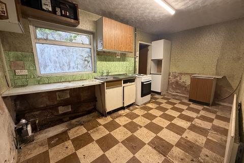 3 bedroom semi-detached house for sale, 21 Corona Drive, Thorne, Doncaster, South Yorkshire DN8 4DA