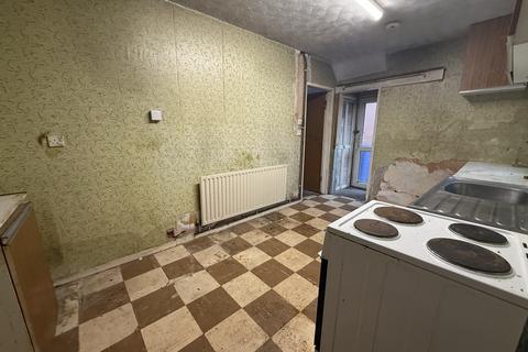3 bedroom semi-detached house for sale, 21 Corona Drive, Thorne, Doncaster, South Yorkshire DN8 4DA