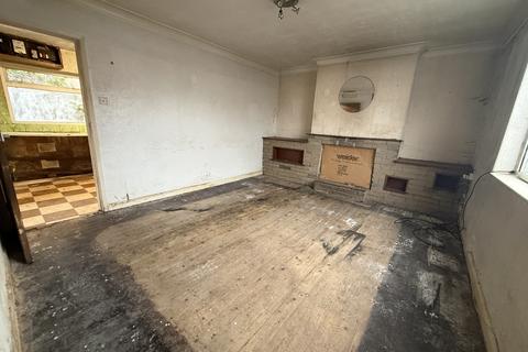 3 bedroom semi-detached house for sale, 21 Corona Drive, Thorne, Doncaster, South Yorkshire DN8 4DA