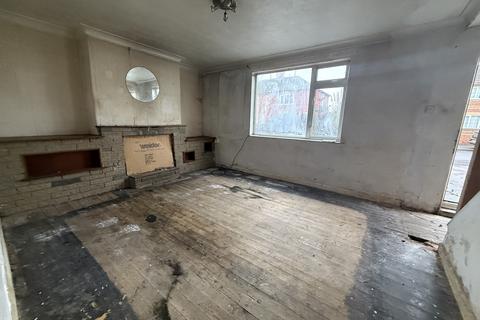 3 bedroom semi-detached house for sale, 21 Corona Drive, Thorne, Doncaster, South Yorkshire DN8 4DA