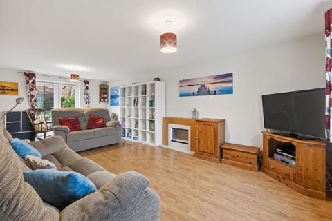 6 bedroom detached house for sale, Vislok Close, Market Harborough LE16