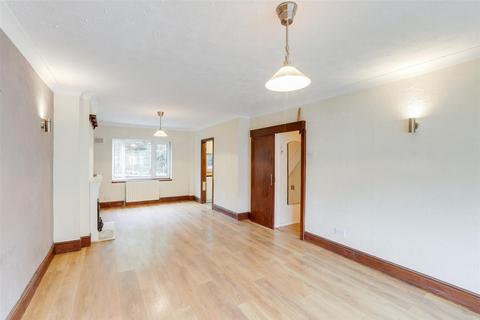 undefined, Barbara Square, Nottingham NG15