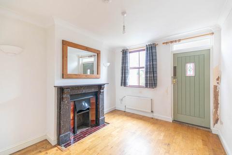2 bedroom terraced house for sale, Gloucester Road, Stonehouse