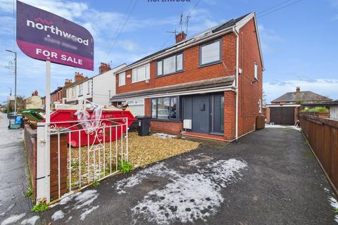 3 bedroom semi-detached house for sale - New Road, Wrexham, LL11