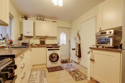 2 bedroom semi-detached house for sale, Woodland Avenue, Nottingham NG6