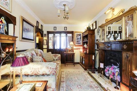 3 bedroom detached house for sale, Brooklands Drive, Nottingham NG4