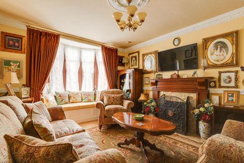 3 bedroom detached house for sale, Brooklands Drive, Nottingham NG4