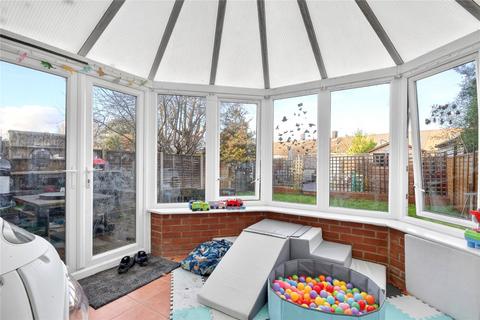 undefined, Reeds Hill, Bracknell, Berkshire, RG12