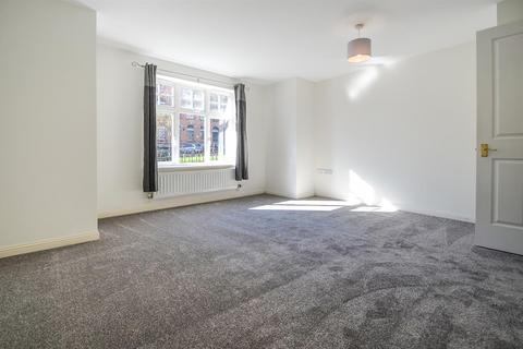 2 bedroom flat to rent, Aragon Court, Raleigh Street, Nottingham, NG7