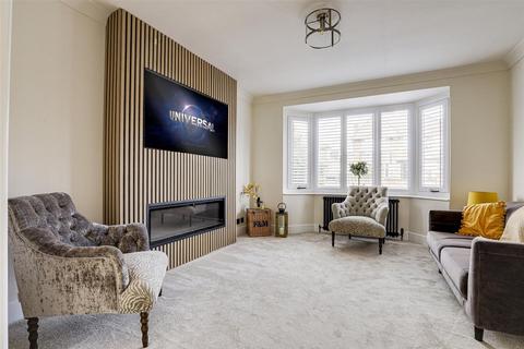4 bedroom detached house for sale, Parkside Avenue, Nottingham NG10
