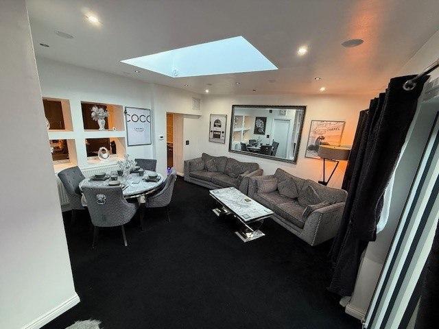 Lounge 2 - pic 4
