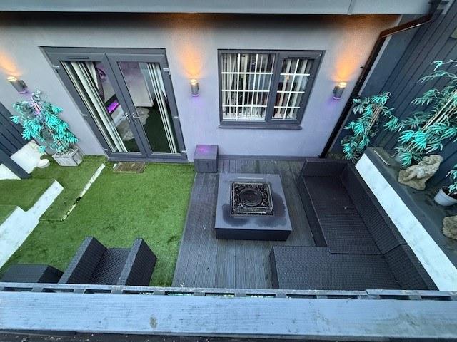 Rear Garden pic 4