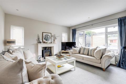 3 bedroom detached bungalow for sale, Roslyn Avenue, Nottingham NG4