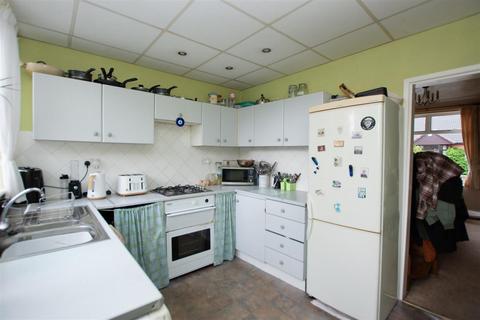 2 bedroom semi-detached bungalow for sale, Wensleydale Road, Leigh