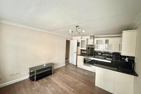 2 bedroom flat for sale, Westbury Road, Barking IG11
