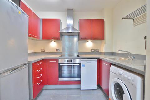 2 bedroom flat for sale, Aspect Court Slough Berkshire