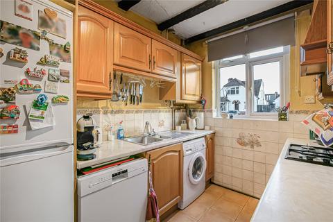 3 bedroom detached house for sale, Park Avenue, Hounslow, TW3