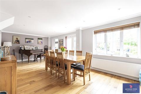 5 bedroom detached house for sale, Barn Close, Grange Park, Northampton, Northamptonshire, NN4