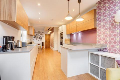 4 bedroom semi-detached house for sale, Stratford Road, Nottingham NG2