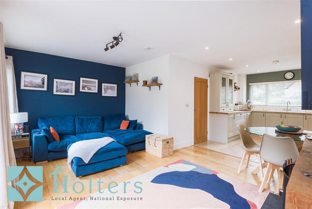 14 Wynfields, Newtown-23.jpg
