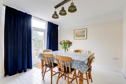 undefined, Costock Avenue, Nottingham NG5