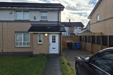 3 bedroom house to rent, Avenue End Drive, Glasgow G33