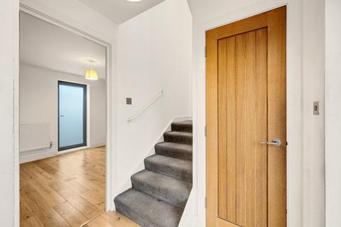 4 bedroom house for sale, de Morgan Terrace, Bloomfield Road, Woolwich, SE18