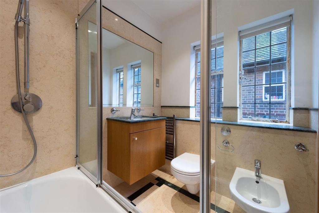 D0424 74 kingsley way m Bath.jpg