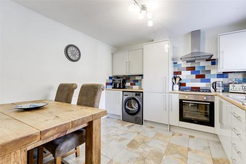3 bedroom detached house for sale, Stanhope Crescent, Nottingham NG5