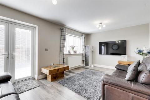 3 bedroom detached house for sale, Stanhope Crescent, Nottingham NG5