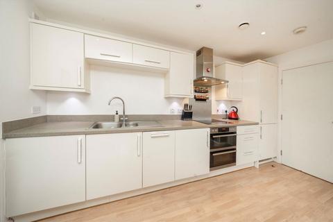 2 bedroom flat for sale, Chamberlayne Road, London NW10