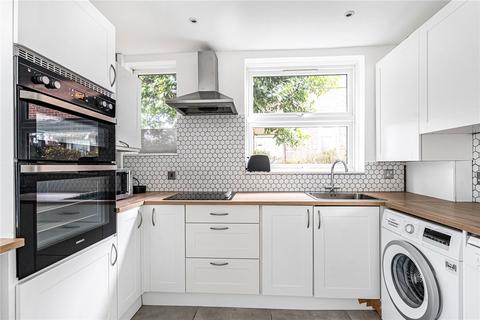 undefined, Howard Close, London, W3