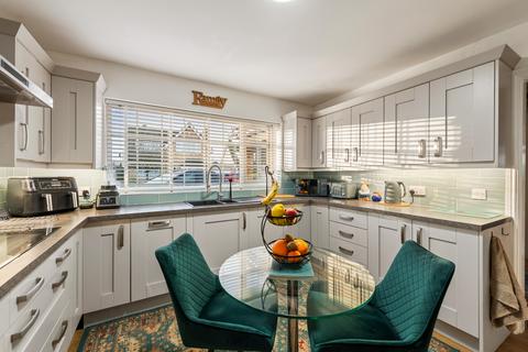 2 bedroom detached bungalow for sale, Kenleigh Drive, Boston, PE21