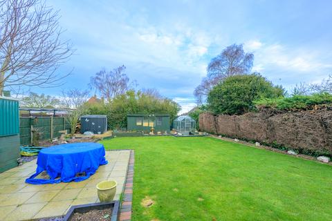 2 bedroom detached bungalow for sale, Kenleigh Drive, Boston, PE21