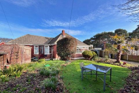 3 bedroom detached bungalow for sale, Frensham Close, Bournemouth BH10