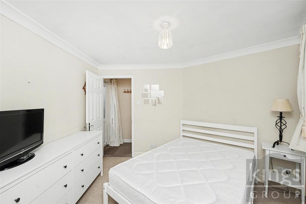 Downstairs Bedroom (Annex)
