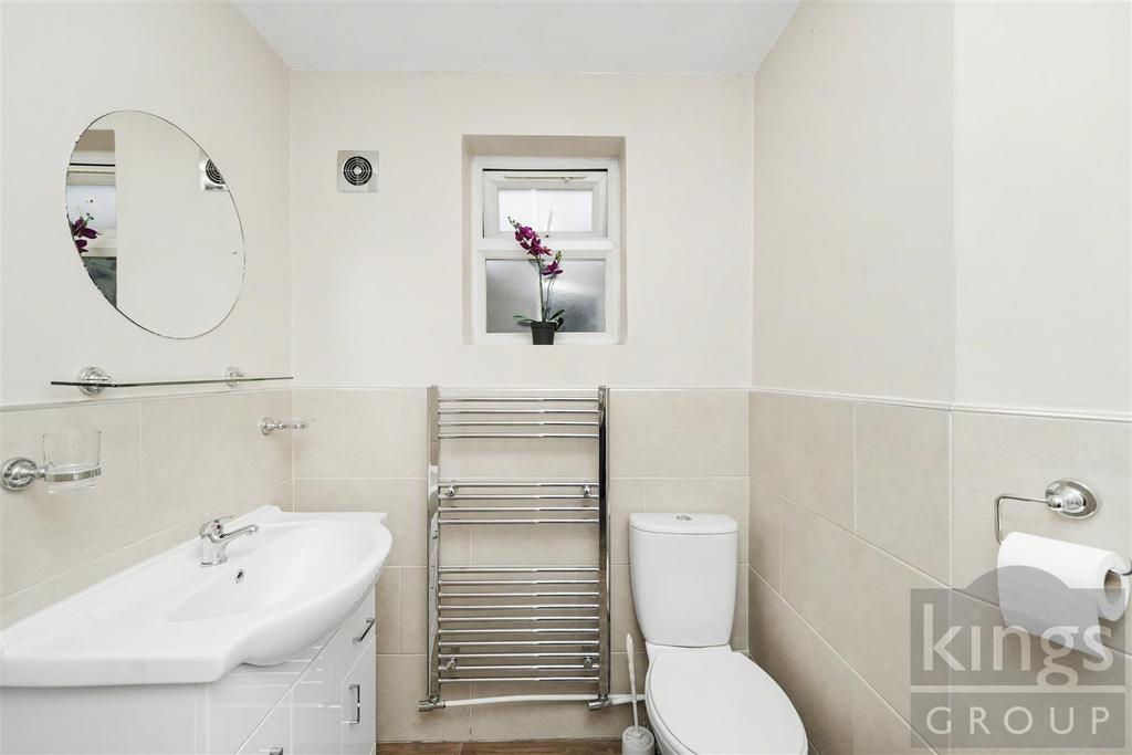 Downstairs Shower Room (Annex)