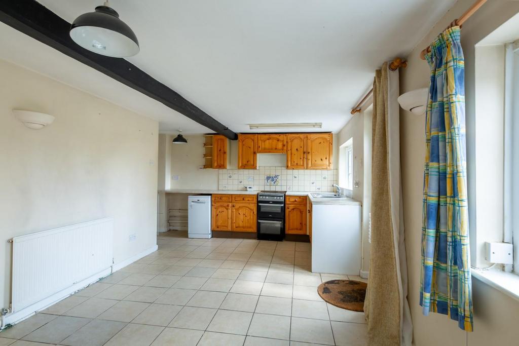 The Cottage. Kitchen.jpg