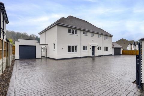 6 bedroom detached house for sale, Landmere Lane, Nottingham NG11